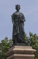 Monument à la reine Victoria, Marshall Wood